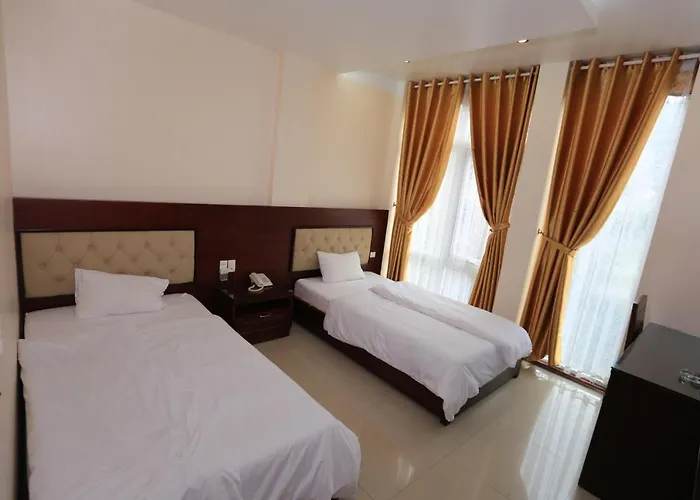 Full House Ha Long Hotel Hotel